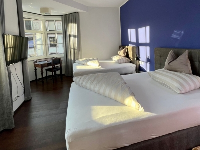 Die Csardasfürstin Bett.jpeg